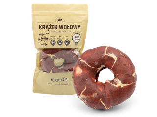 Krążek wołowy owinięty jagnięciną i dorszem, naturalny gryzak dla psa 11 cm . SLOW DOG